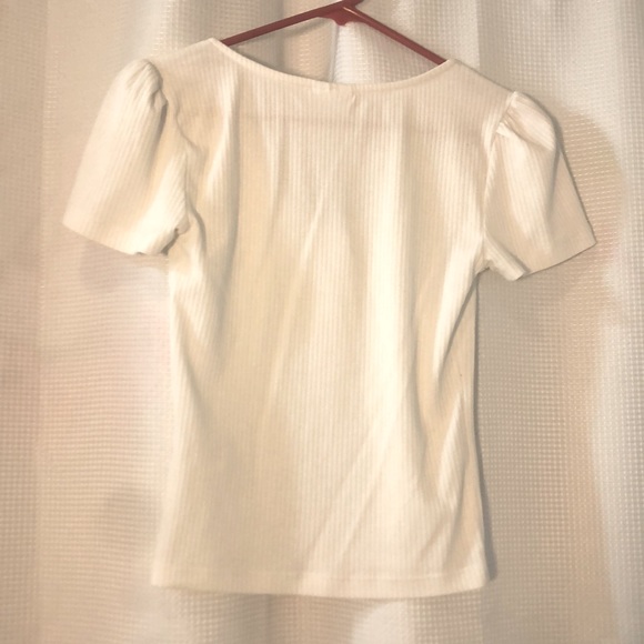Wemon’s White Shirt with Buttons - Picture 2 of 3